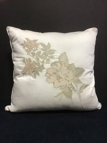  Pillow