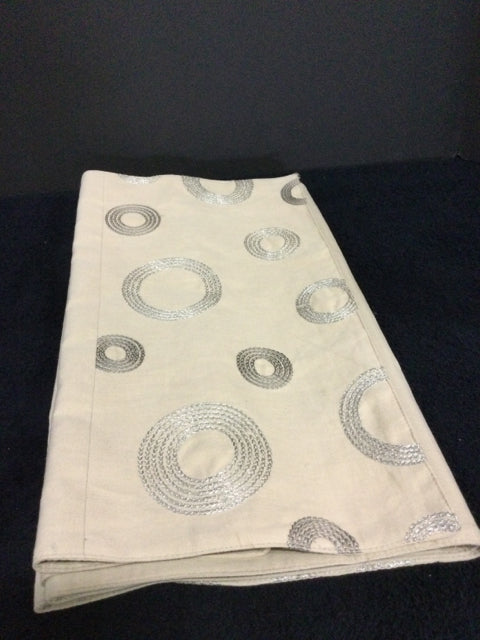 Table Runner