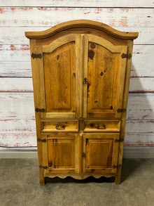  Accent Cabinet/Chest