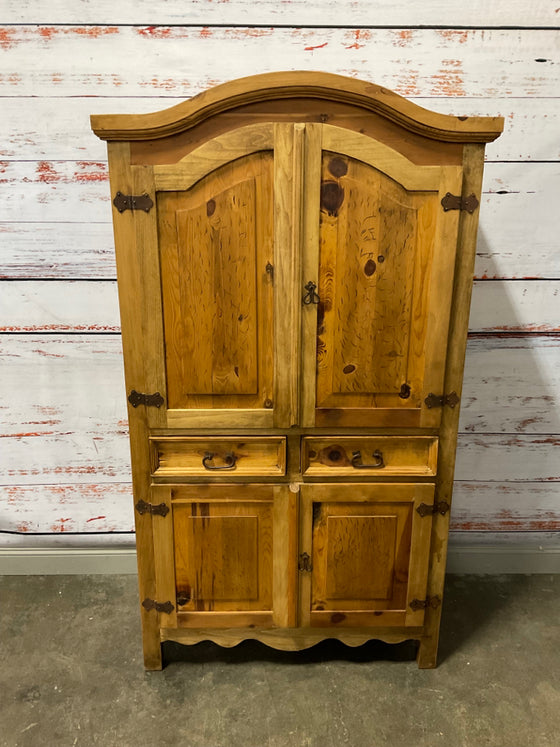 Accent Cabinet/Chest